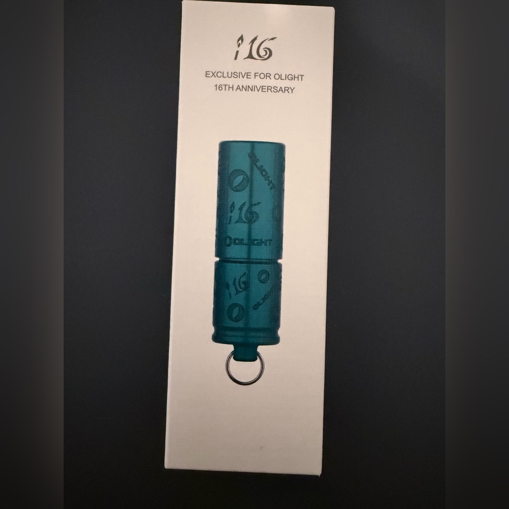 Olight i1R2 Pro Flashlight